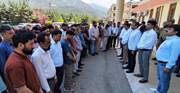 'J&K: Executive Engineer passes away: District administration Ramban condoles demise'